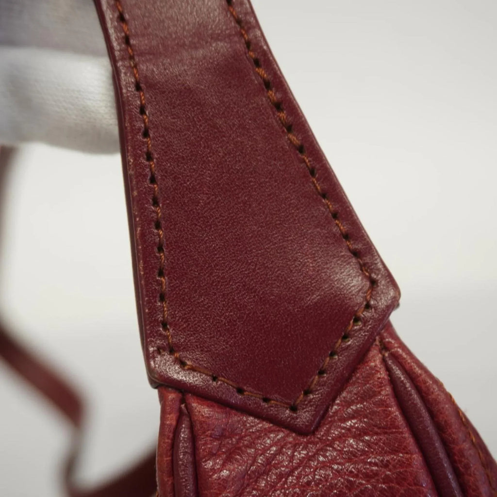 Bag Leather Cartier Pre-Owned Shoulder Red Ladies Must (Good)