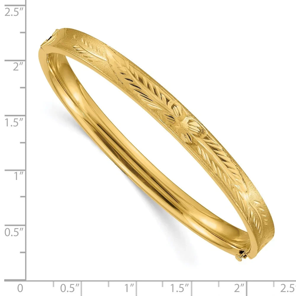 Hinged QCC4/16 Bangle 14k 4/16 Diamond-cut Concave Bracelet